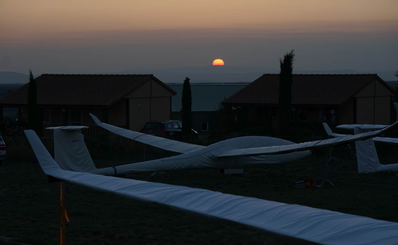 29 201216 JLS 2899 b