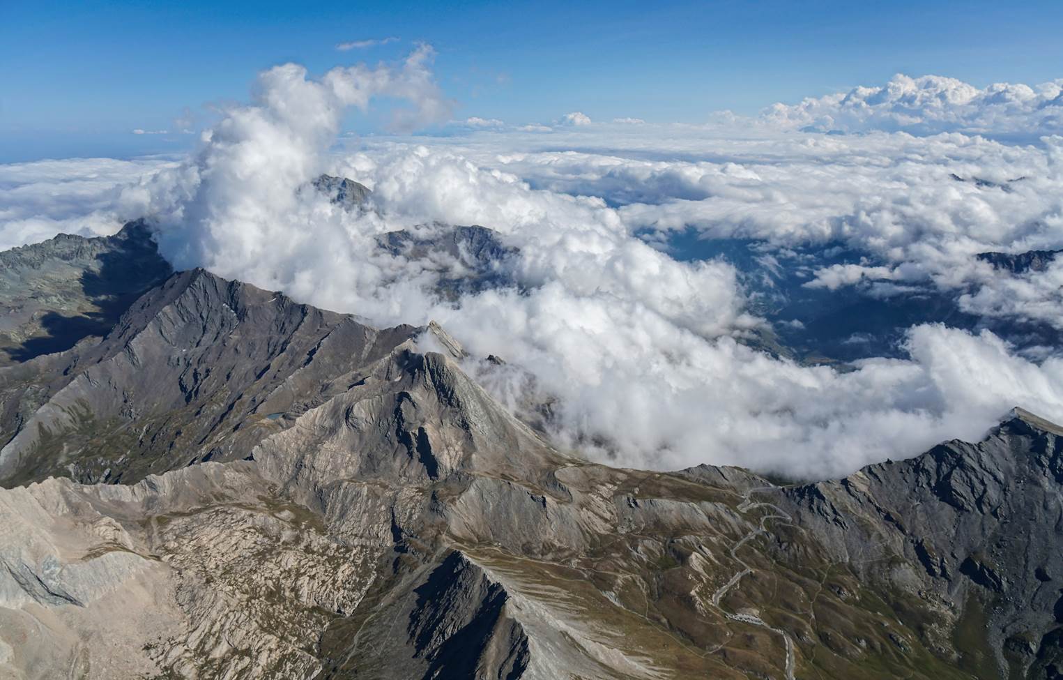 0569 --- 0828 - JA - 161336 JLS6519 Mt. Viso K1 b CR