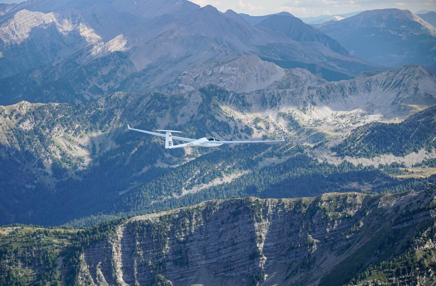 0909 --- 0830 170636 JLS6698 K1 b CR aus